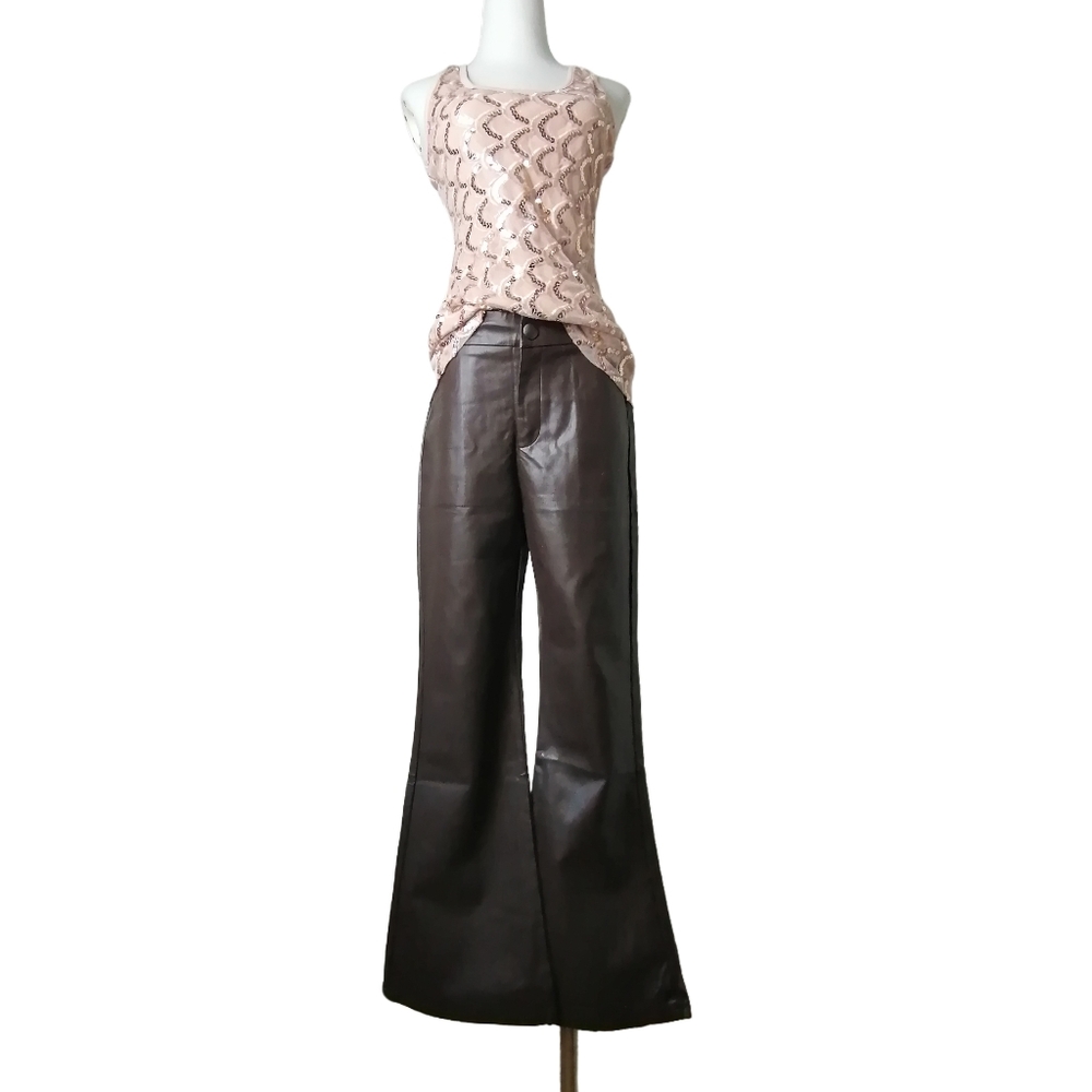 🌰 fits M, women's brown, faux-leather, flared pants